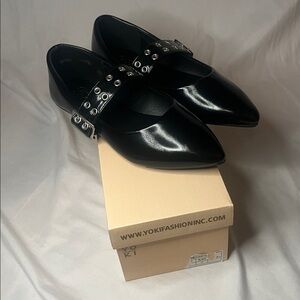Yoki Black Flats